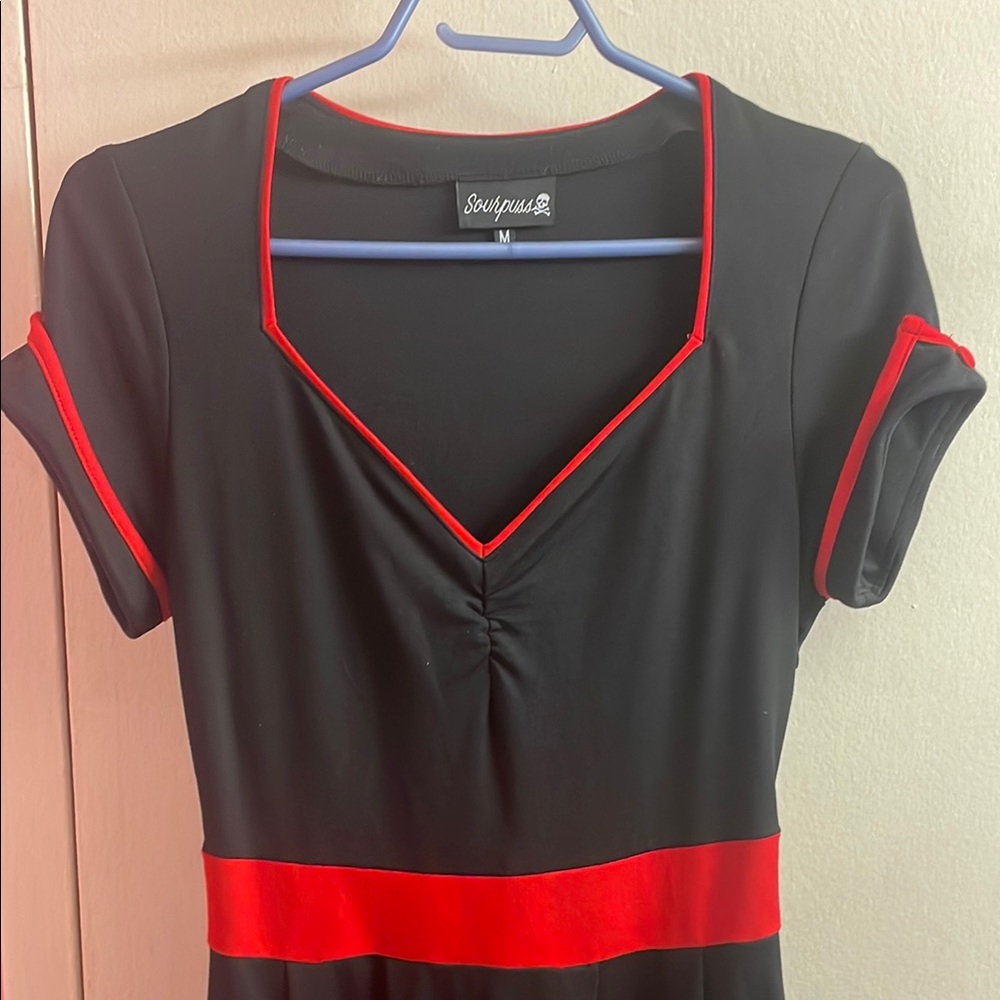 Sourpuss Black and Red Rose Women's Dress - Picture 5 of 7
